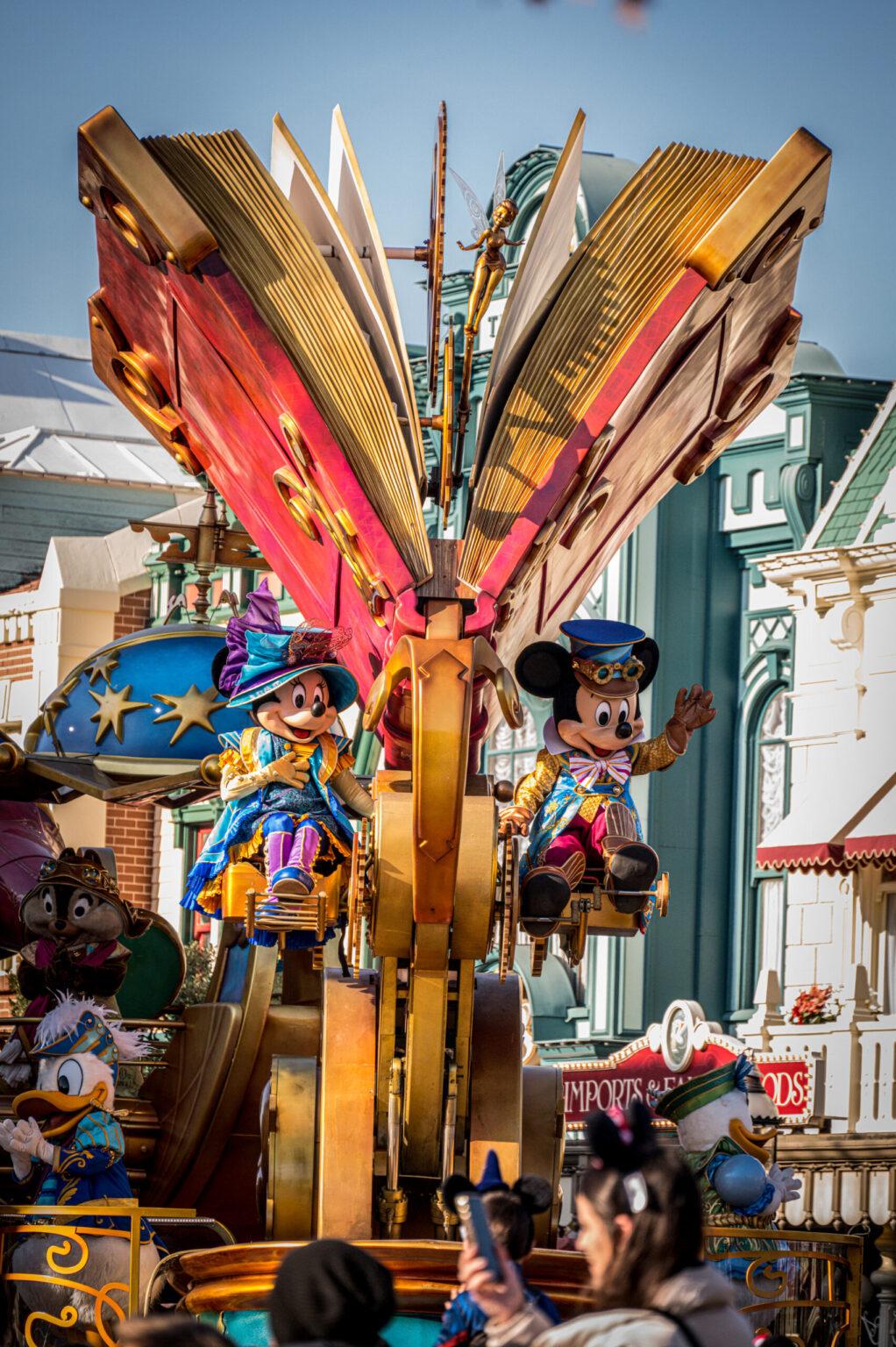 Disney Stars on Parade - © DLP Explorers