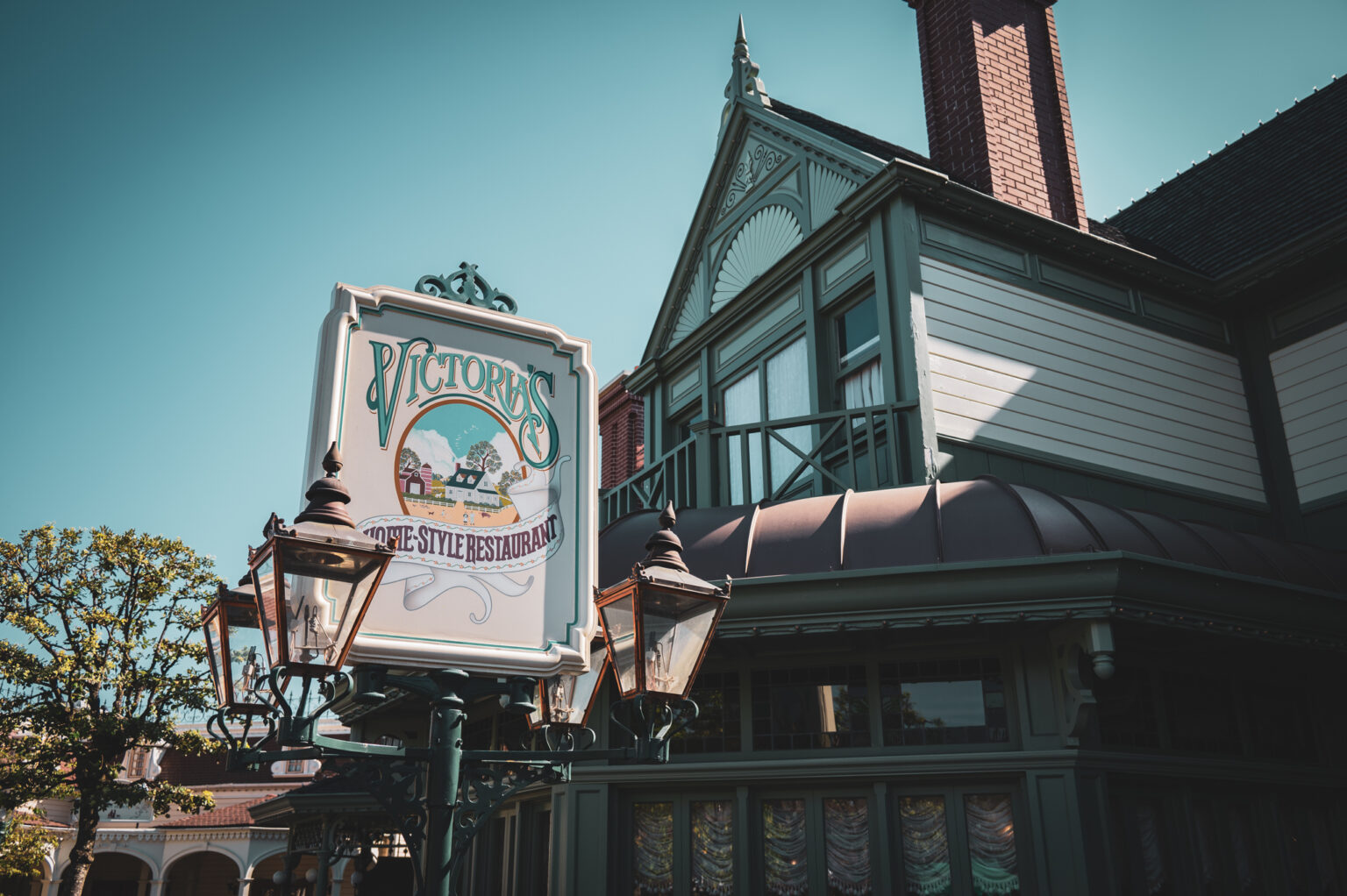 Victoria’s Home-Style Restaurant © DLP Explorers
