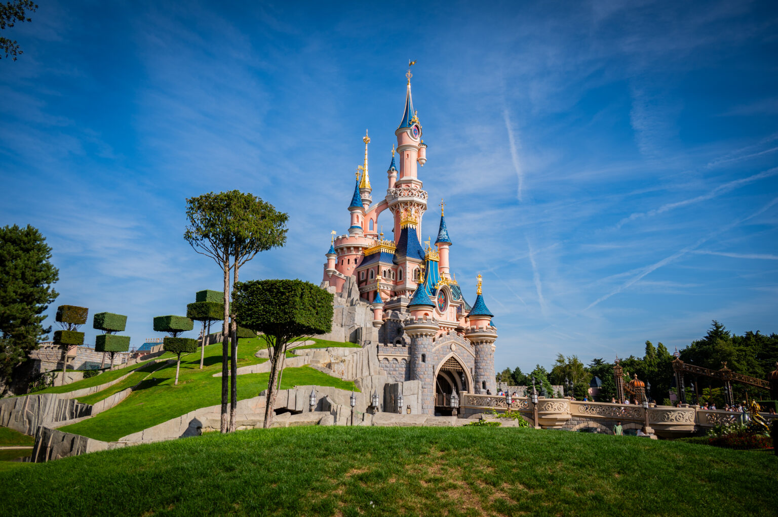 Sleeping Beauty Castle © DLP Explorers