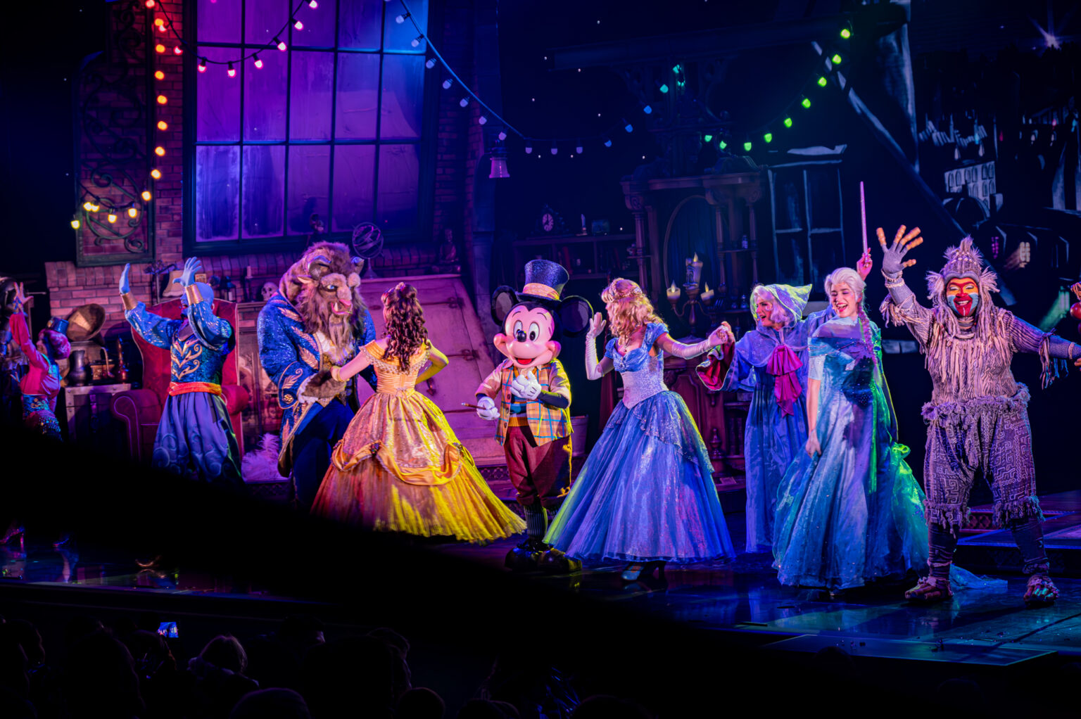 Mickey and the Magician © DLP Explorers