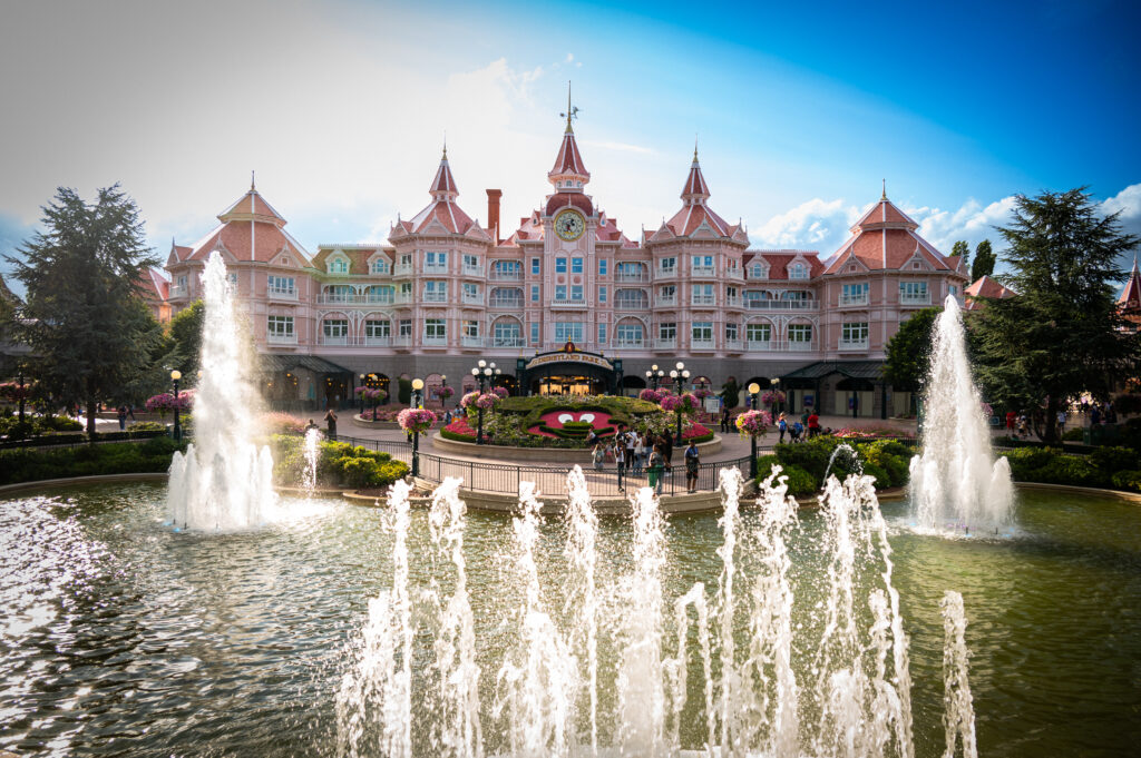 © DLP Explorers