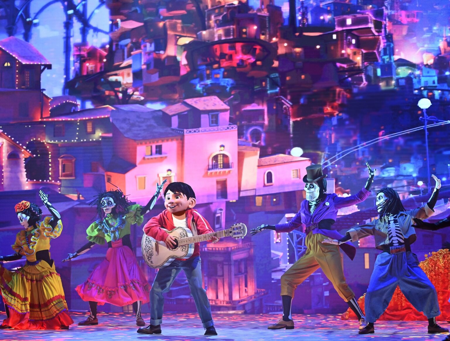TOGETHER: a Pixar Musical Adventure - © Disney