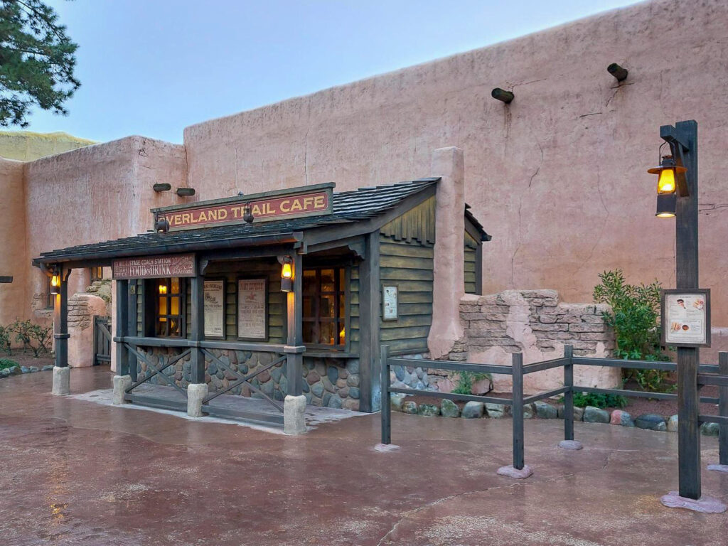Overland Trail Café - © Disney