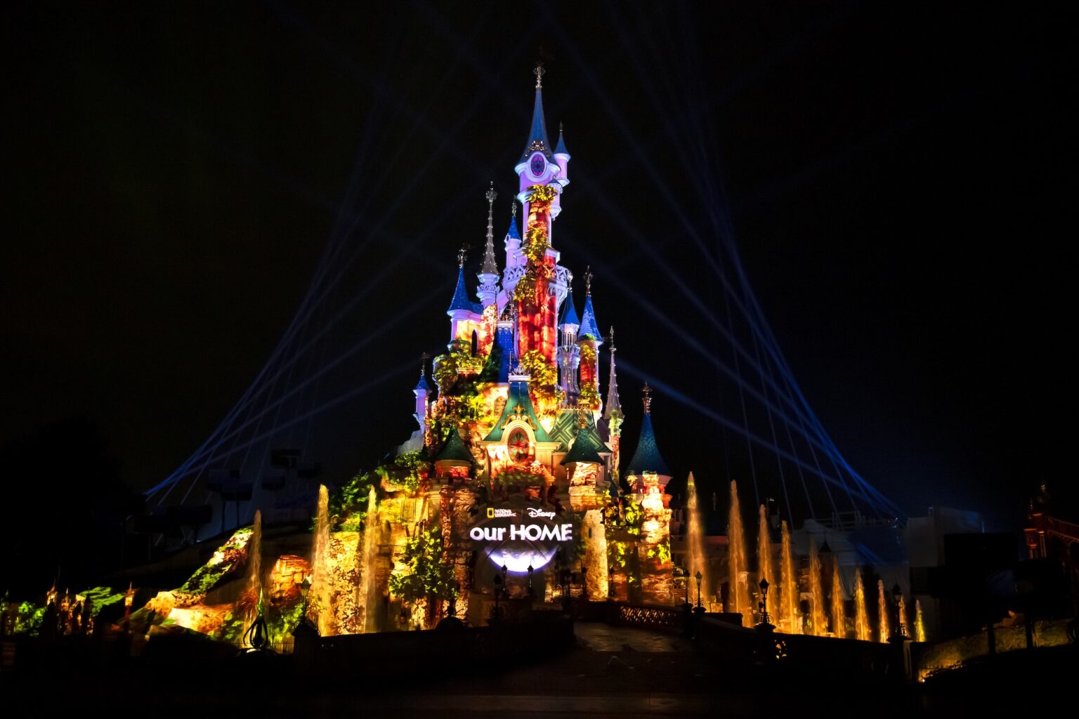 Earth Month 2024 - © Disney