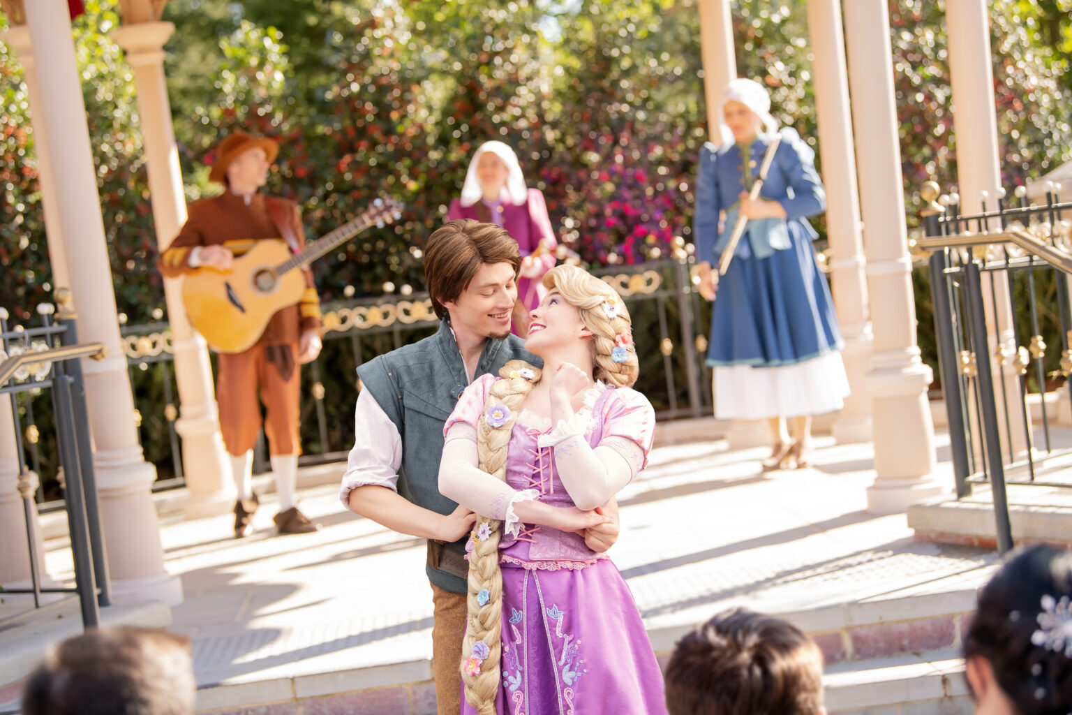 Musical Moment with Rapunzel and Flynn Musical Moment with Rapunzel and Flynn - © Disney