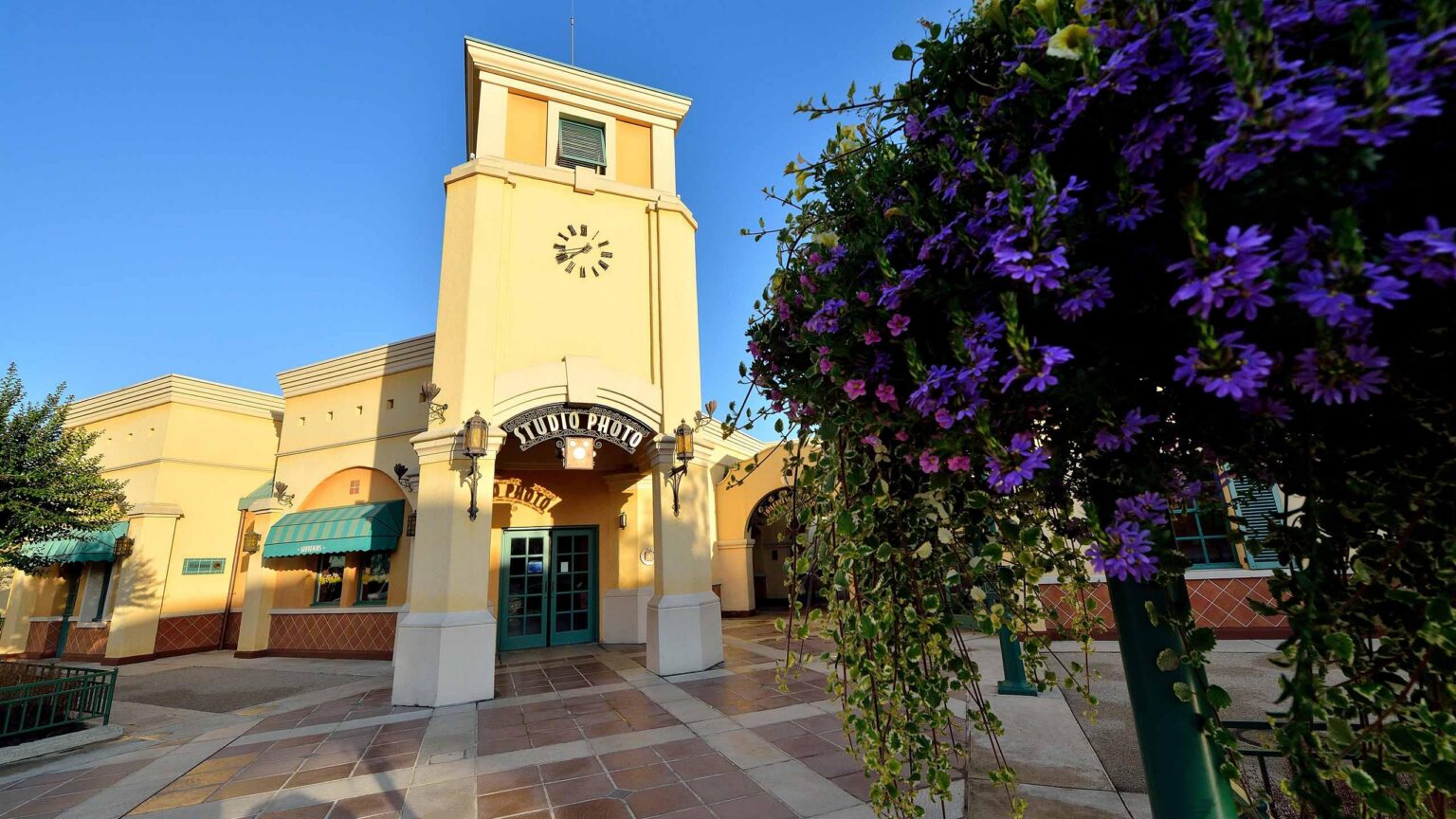 Studio Photo Studio Photo - © Disney