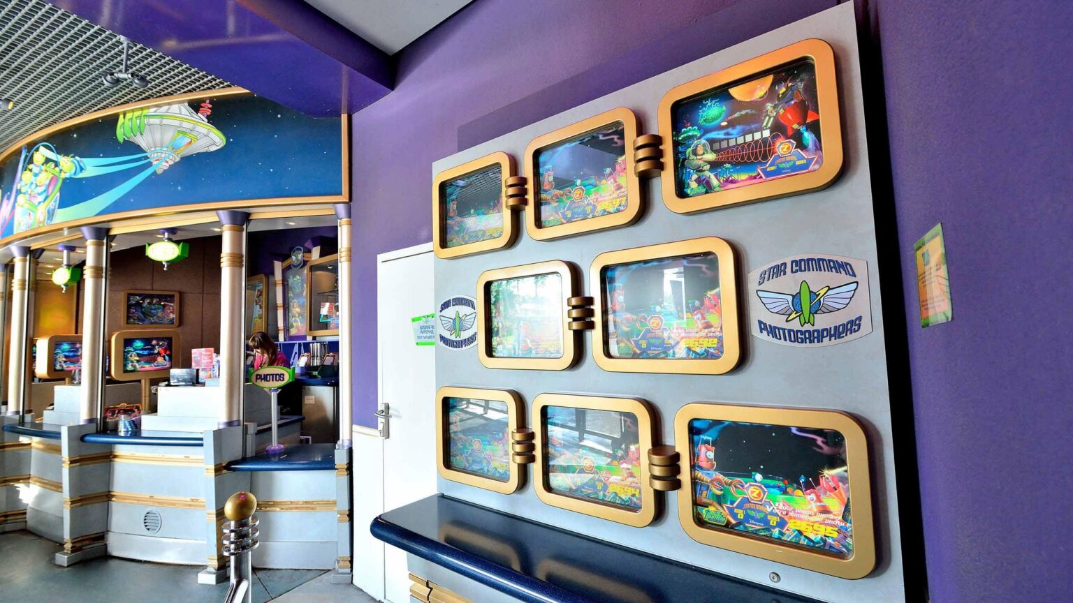 Star Command Photographers Star Command Photographers - © Disney