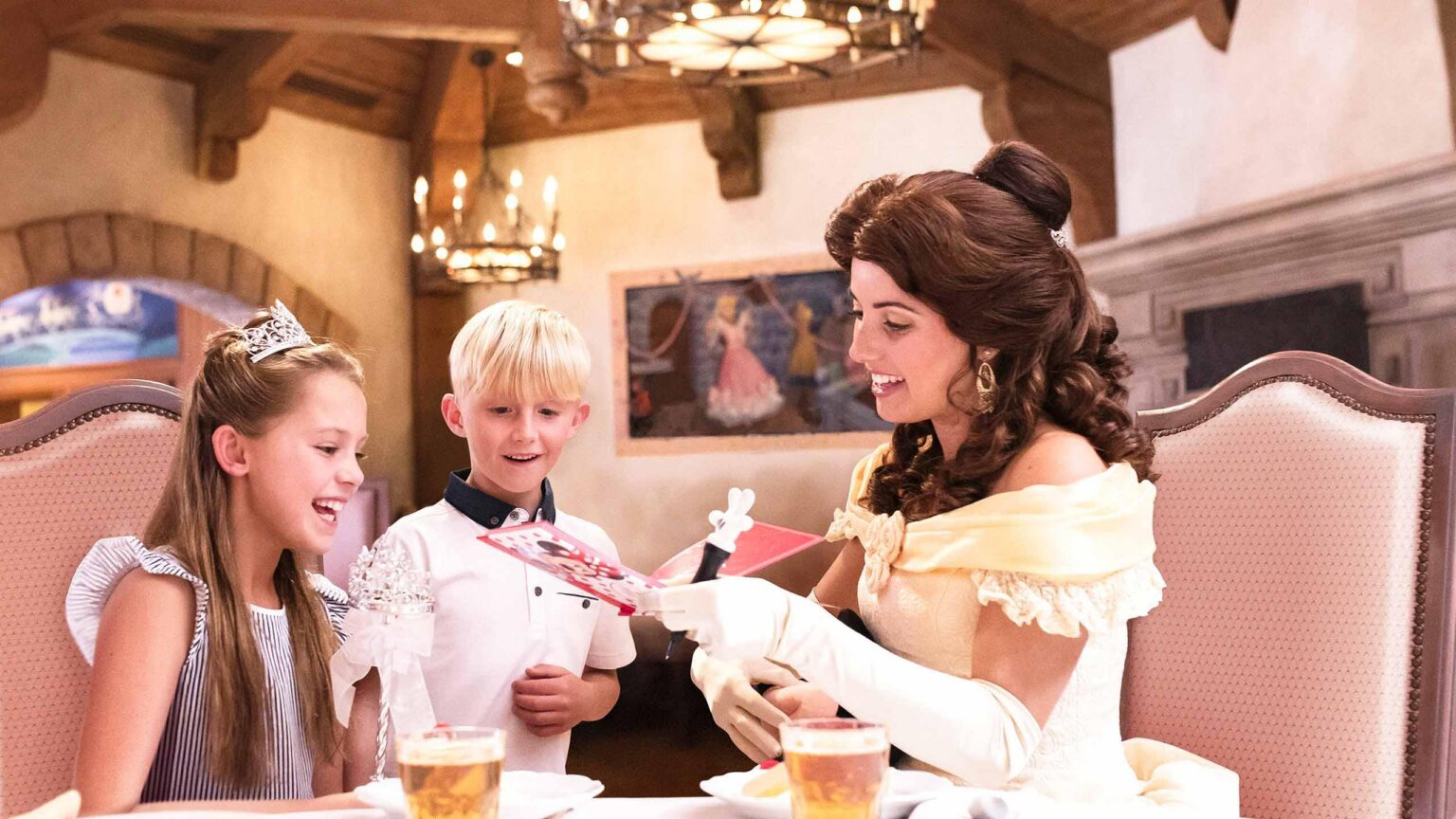 Auberge de Cendrillon Auberge de Cendrillon - © Disney